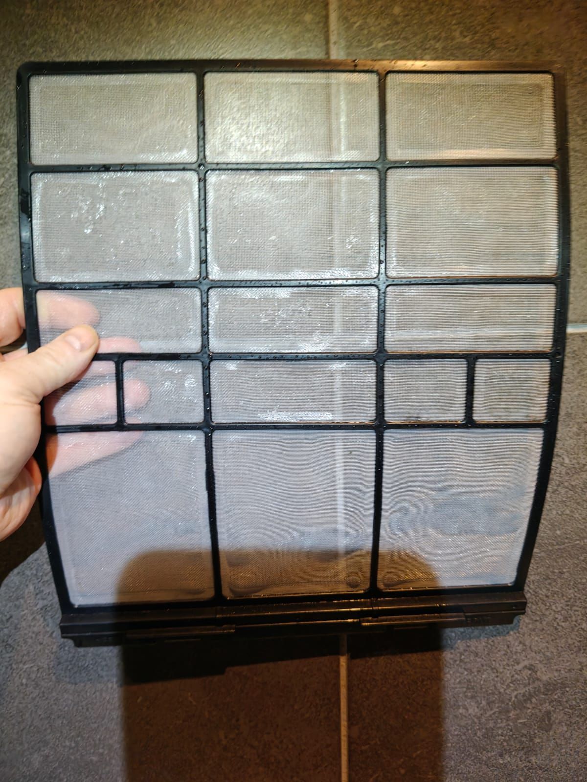 Luo Alt-tekstitunnisteet hakukoneoptimointia ja saavutettavuutta varten. 