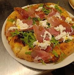 Delicious pizza at Margherita