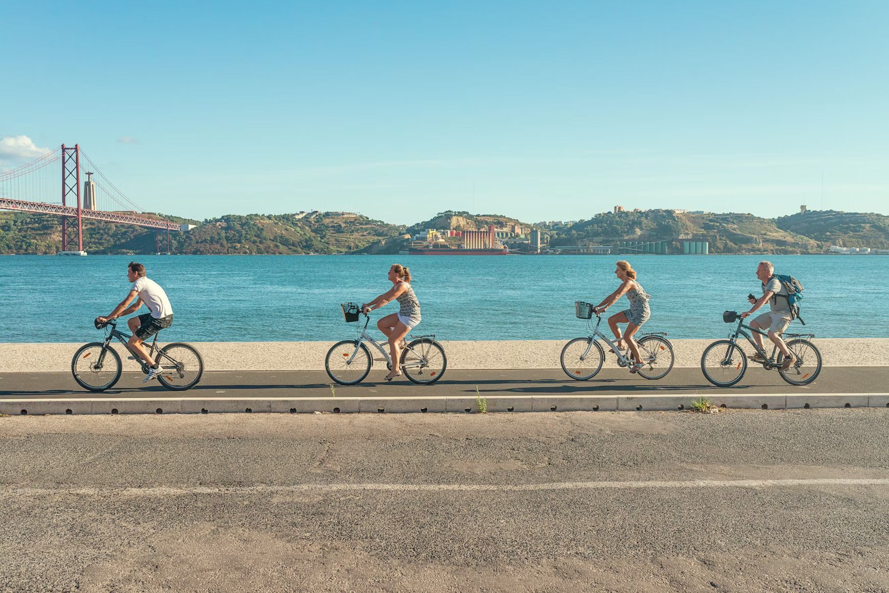 Electric Bicycle Rentals in Lisbon and Aroeira Resort