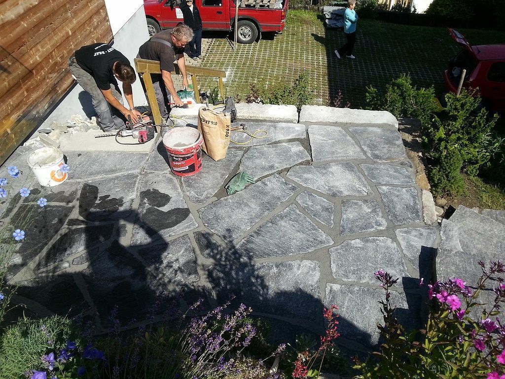  Walder Ofenbau & Plattenbeläge - Flond