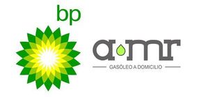Un logotipo de bp con una flor amarilla y verde sobre un fondo blanco.