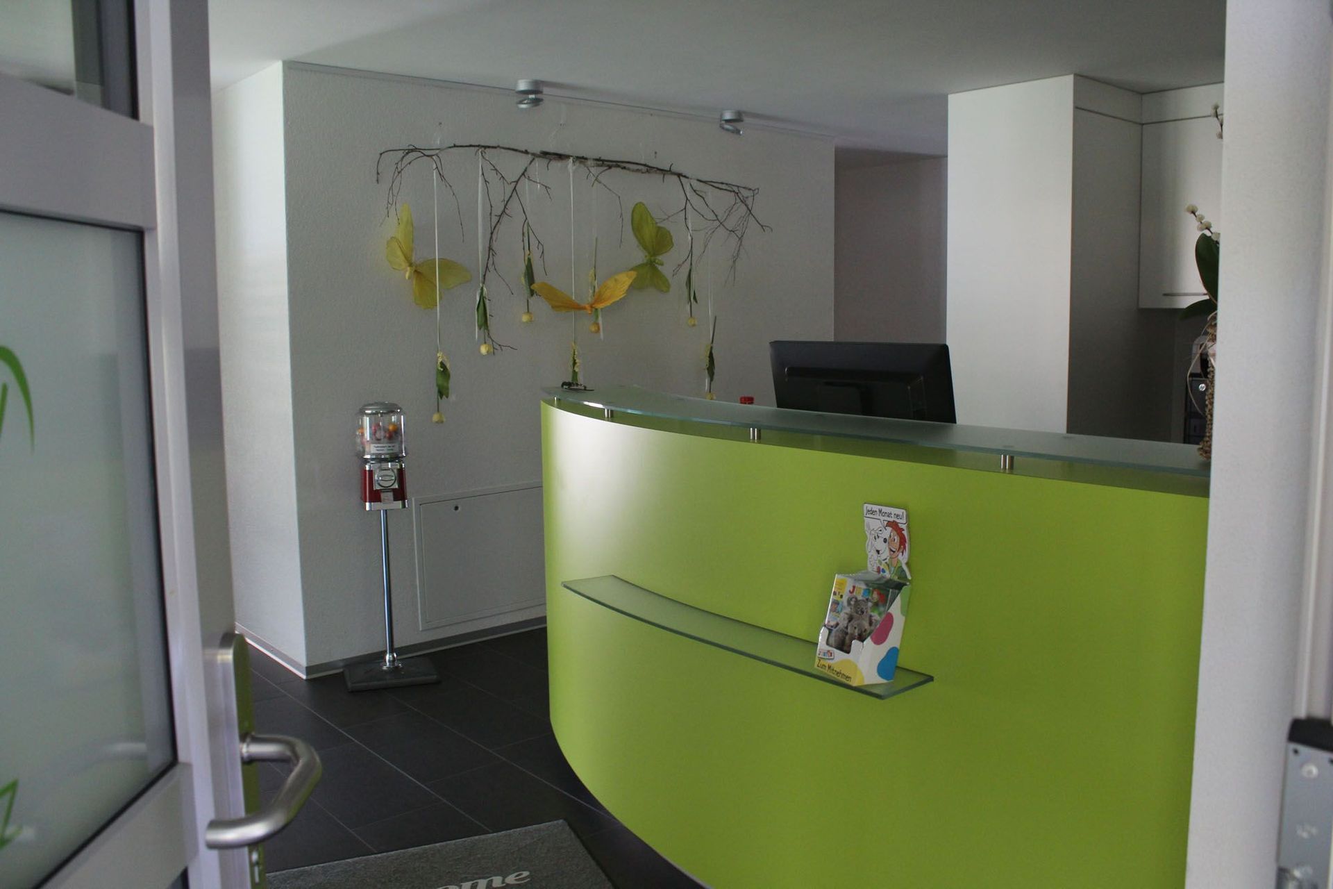 Zahnarztpraxis - Zahnarztpraxis Dr. Platz AG in Näfels