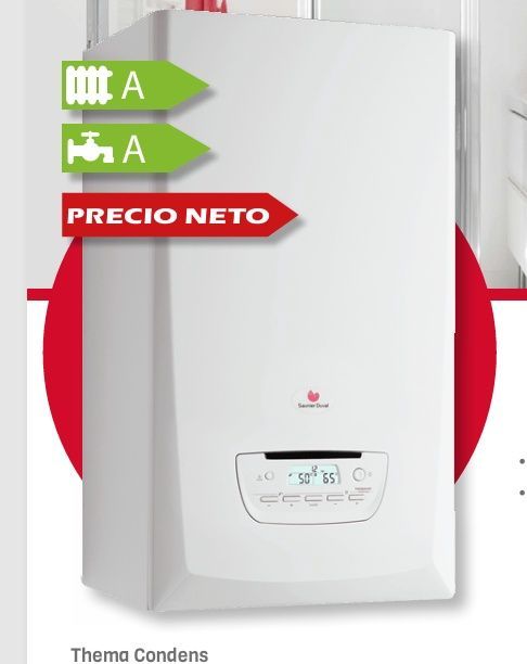 Caldera de gas blanca de pared con clasificación energética A para calefacción y agua caliente. Etiqueta de precio a la izquierda.