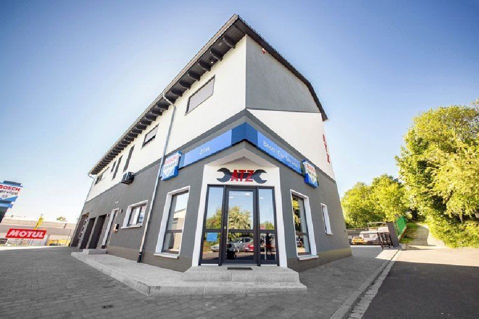 ATZ / Bosch-Car-Service Eingang