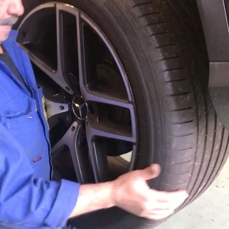 Garage Baggieri – Reifenwechsel