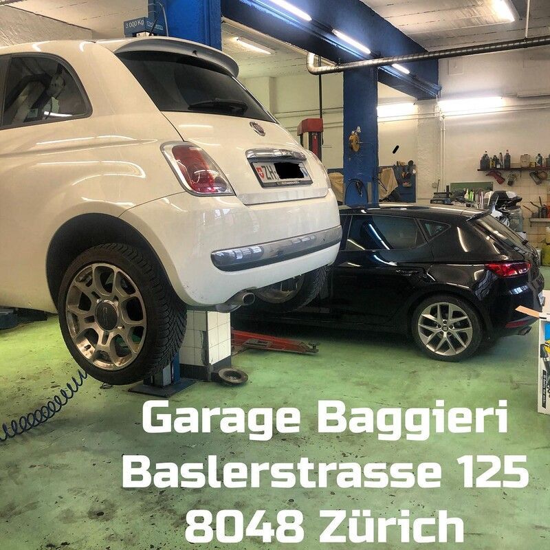 Garage Baggieri – weisser Fiat in der Werkgarage