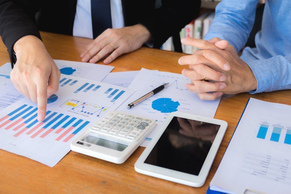 ¿Qué servicios ofrece una asesoría de empresas?