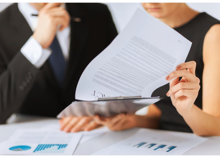 ¿En que te debes fijar antes de firmar un contrato laboral?