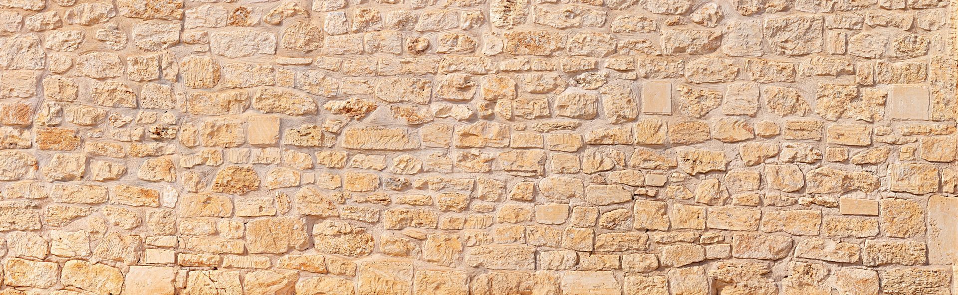 Mur en pierres blanches