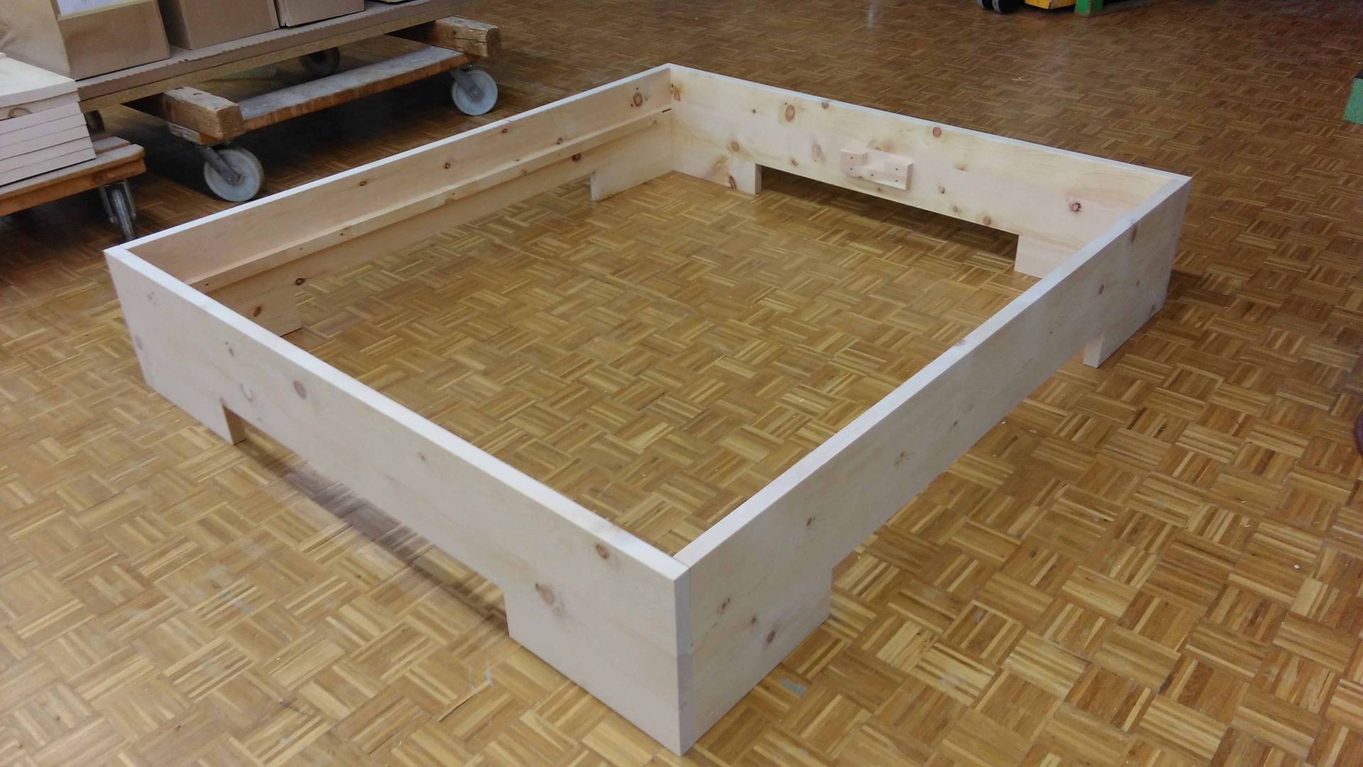 A. Fliri Arvenmöbel-Innenausbau