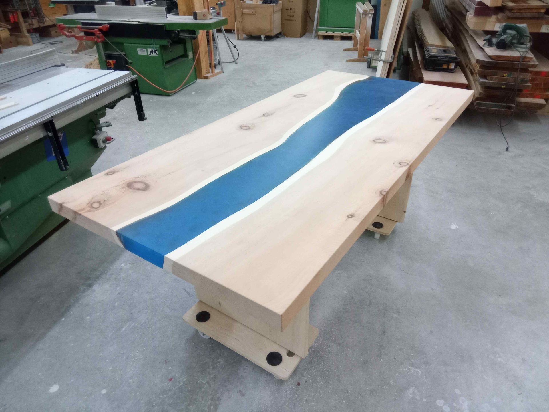 A. Fliri Arvenmöbel-Innenausbau