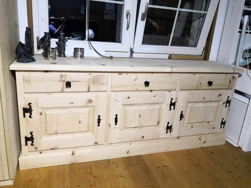 A. Fliri Arvenmöbel-Innenausbau