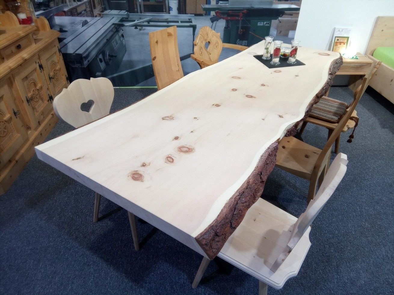 A. Fliri Arvenmöbel-Innenausbau