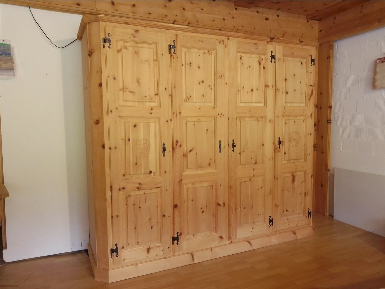 A. Fliri Arvenmöbel-Innenausbau