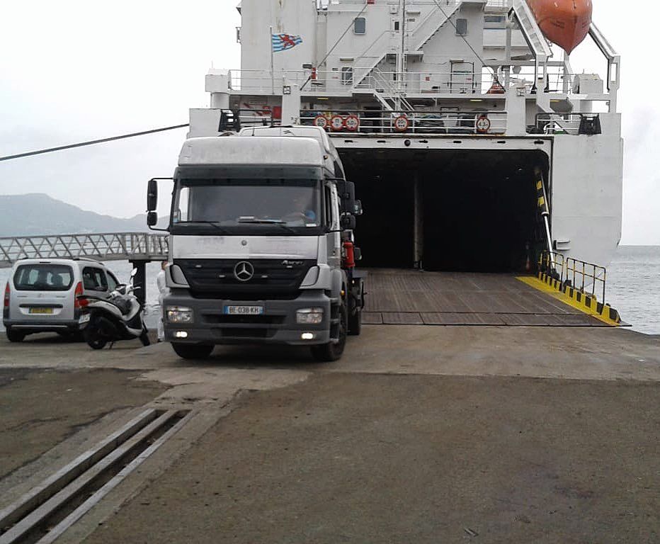 Camion sortie bateau