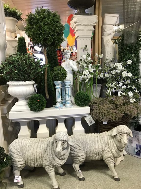 Schafe und Pflanzen - Dekoplus Trepp