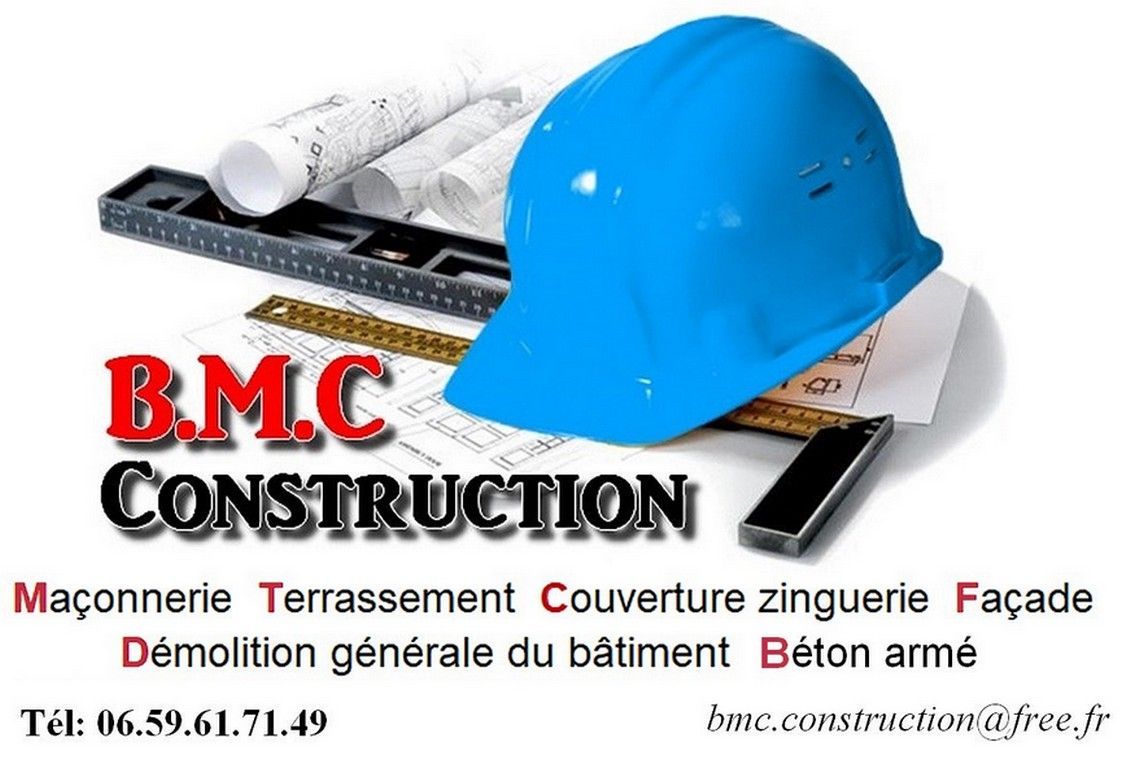 Logo de RMC Construction avec un casque de chantier bleu, des outils de construction et le texte &laquo; services de construction en fran&ccedil;ais &raquo;.