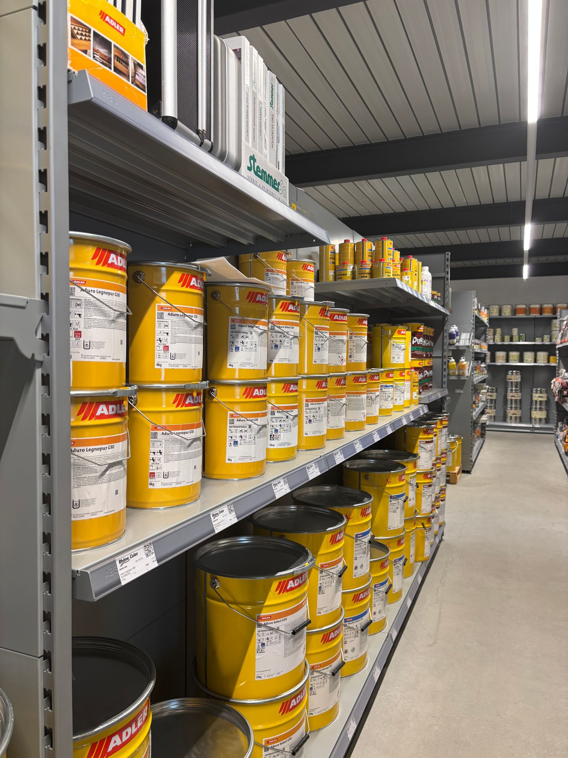 vue-exterieure-du-batiment-rhone-color-sion-valais