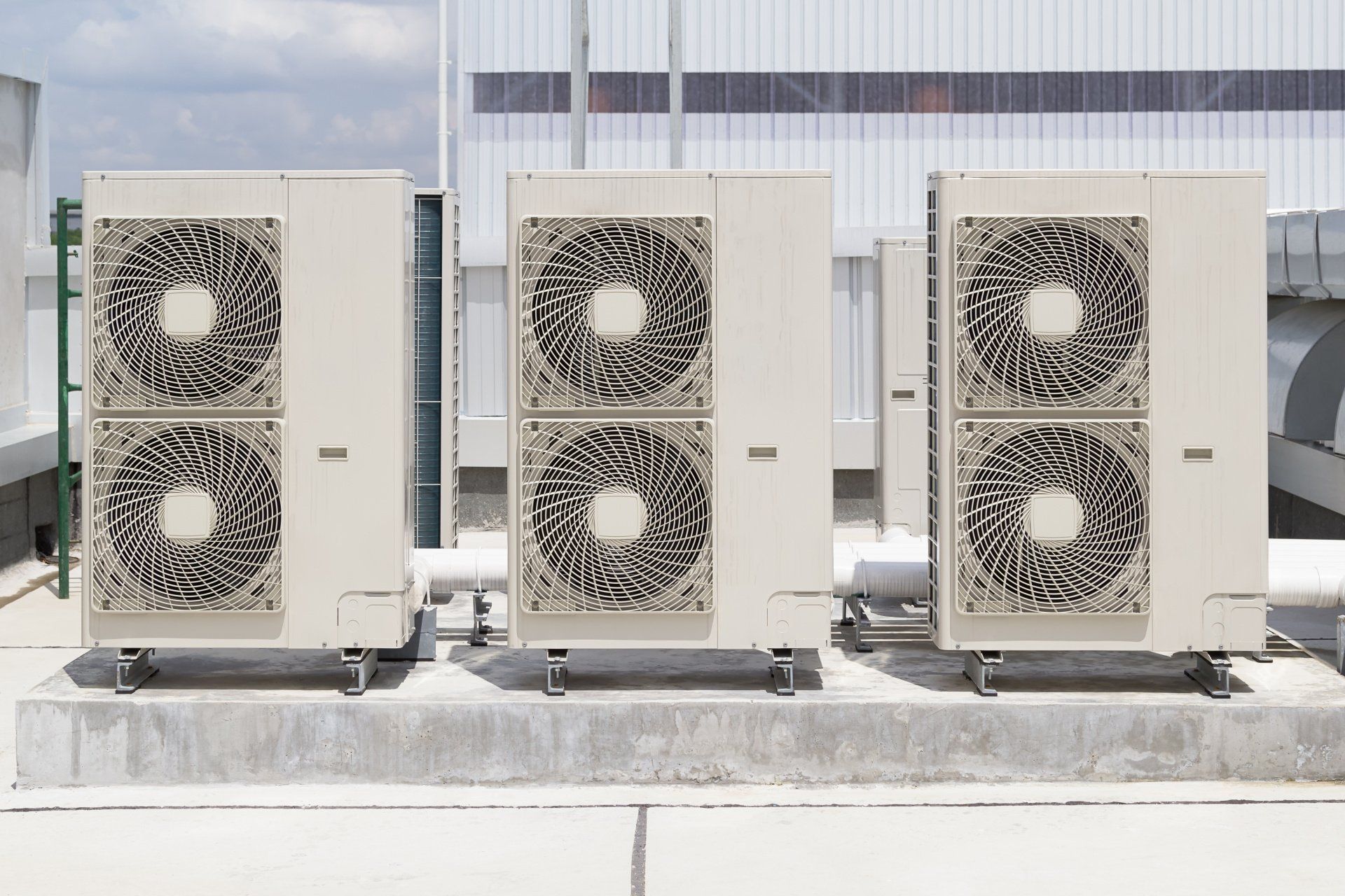 Trois pompes à chaleur