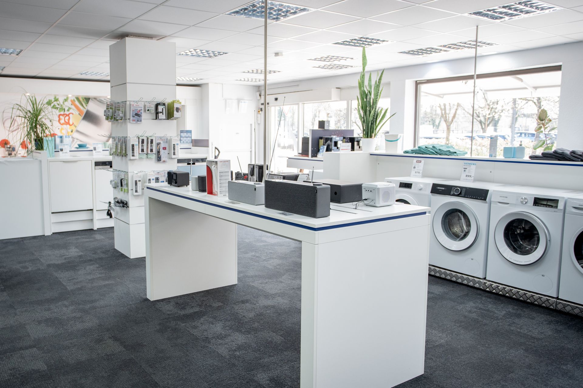 Verkaufsraumbereich Waschmaschinen