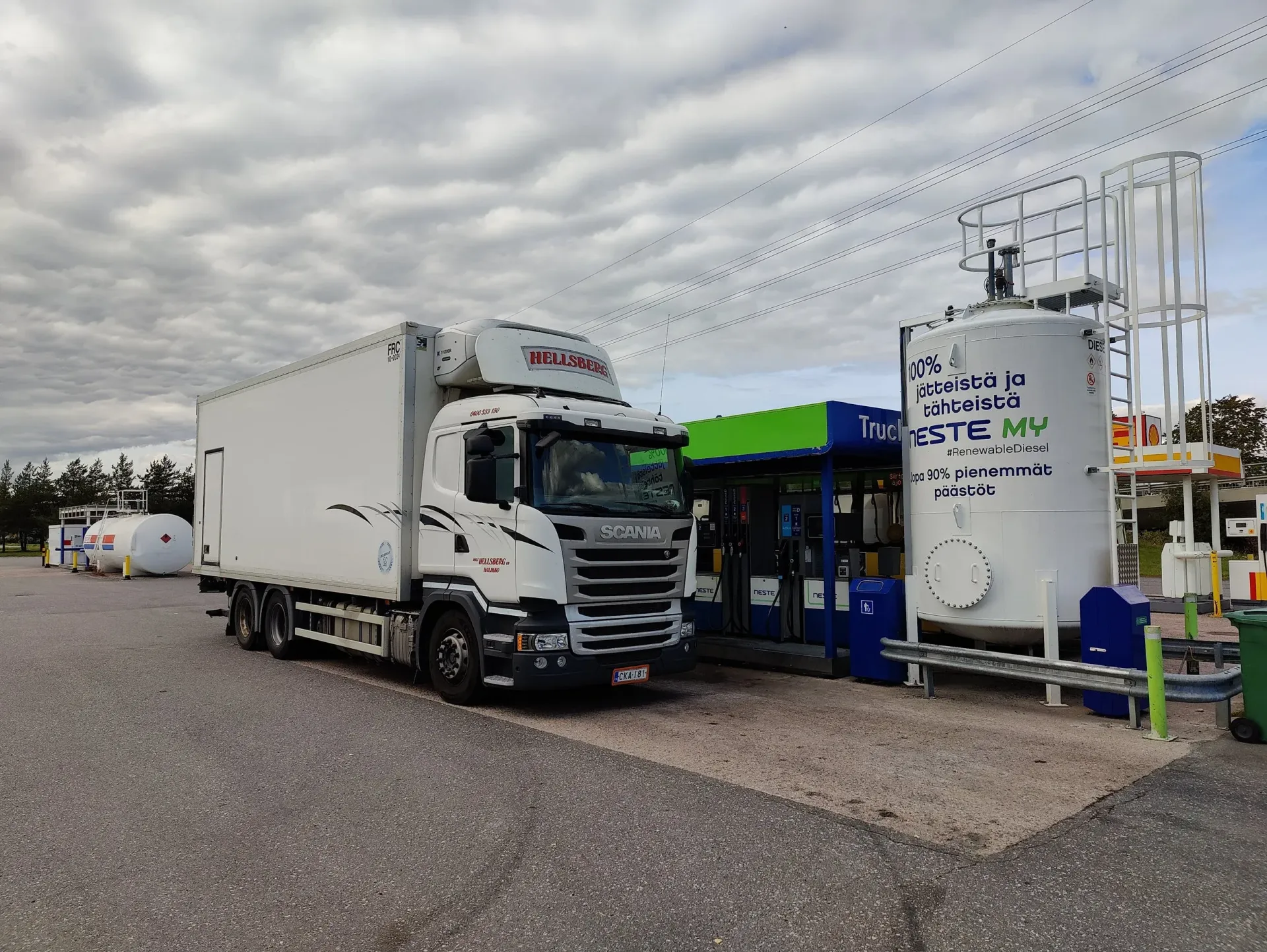 Hellsberg GREEN – ympäristöystävällinen kuljetus uusiutuvalla dieselillä.