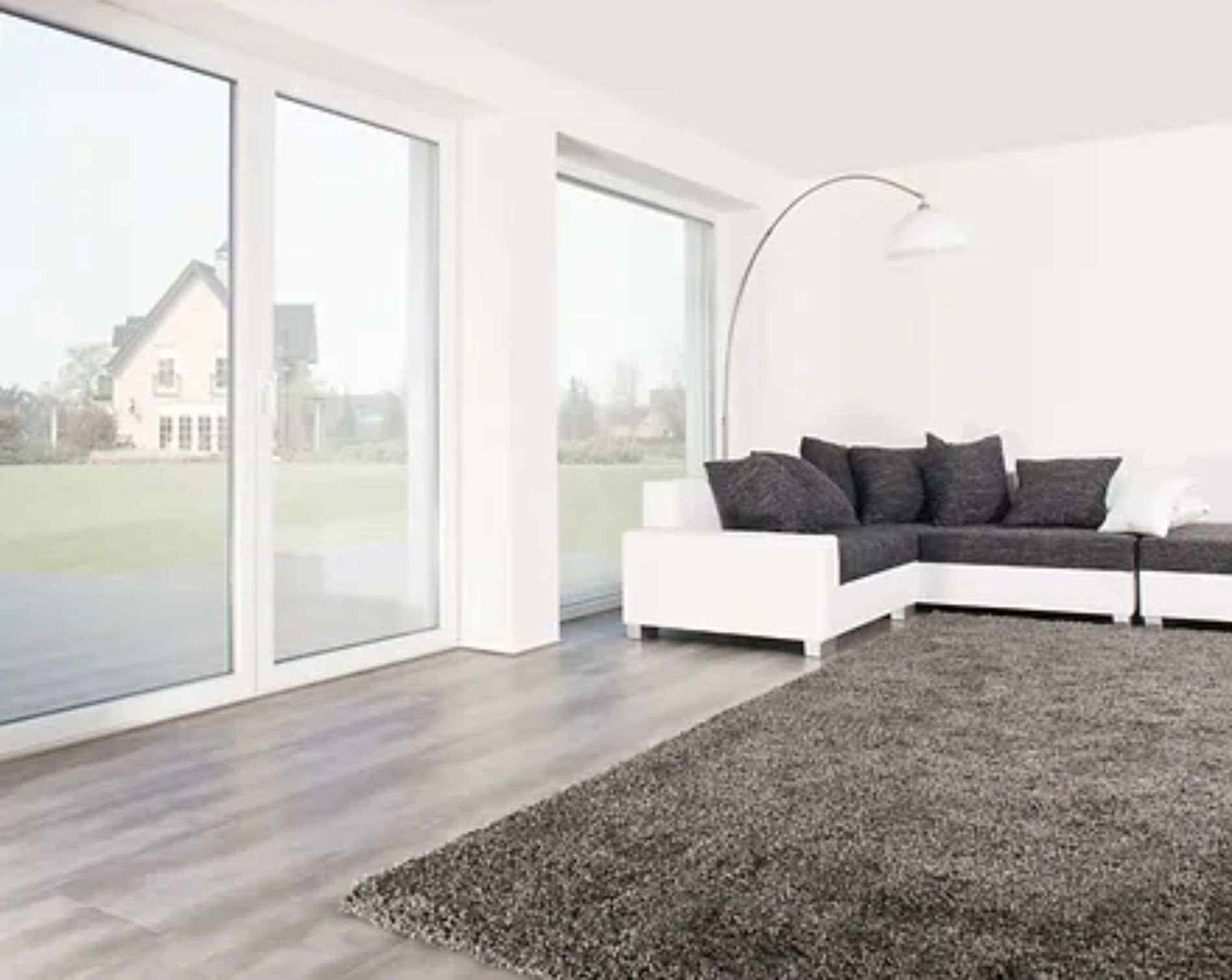 Bodentiefe Fenster aus Kunststoff