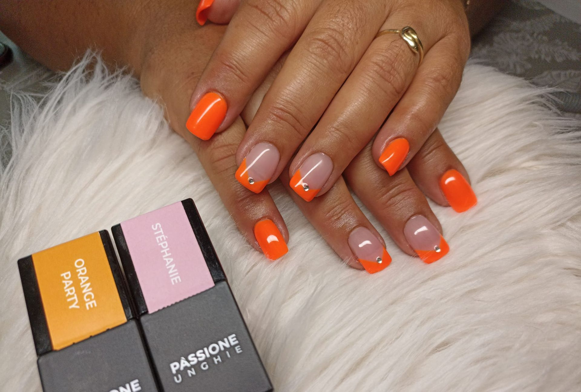 French manucure orange