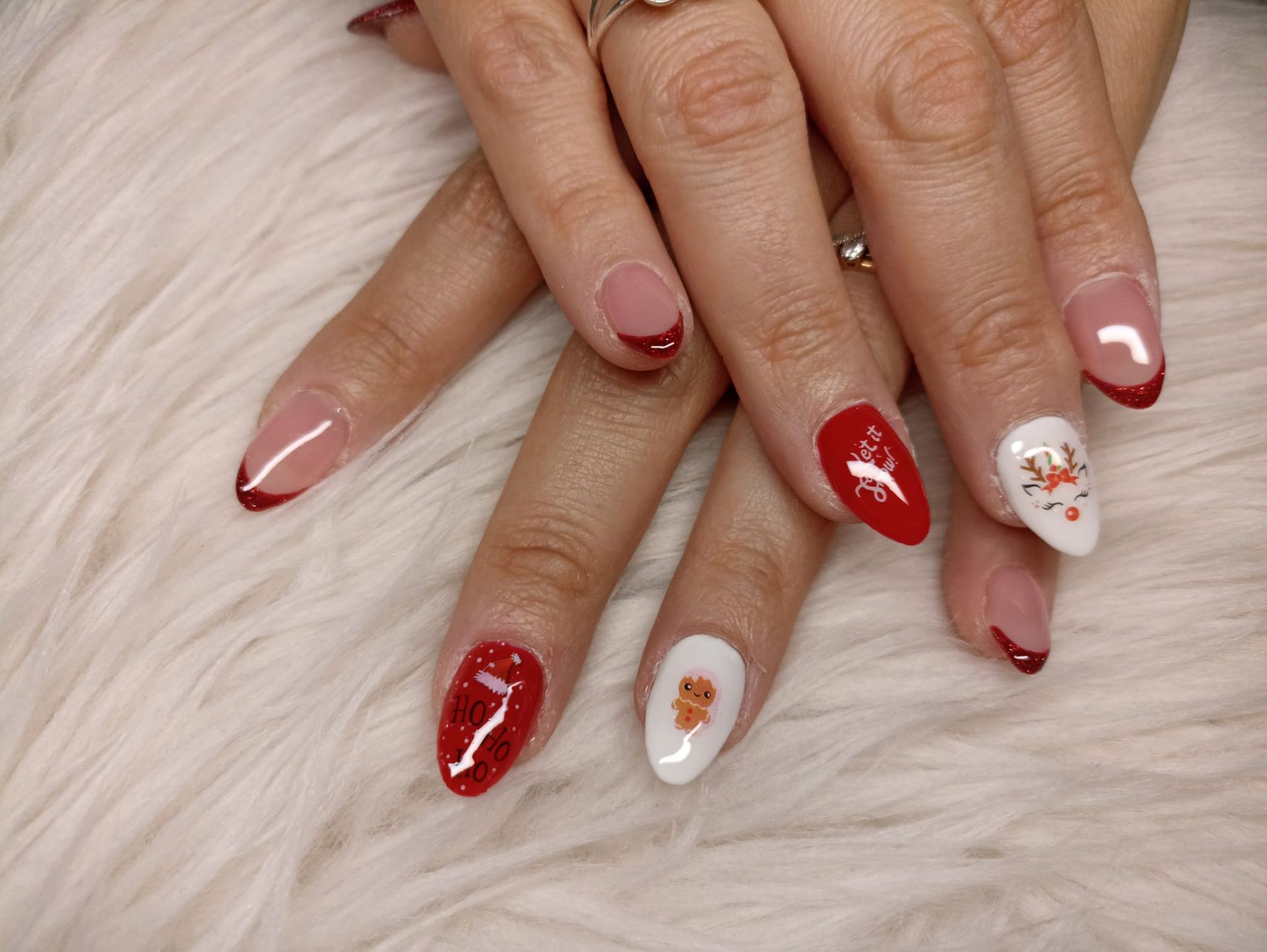 Ongles rouge et blanc