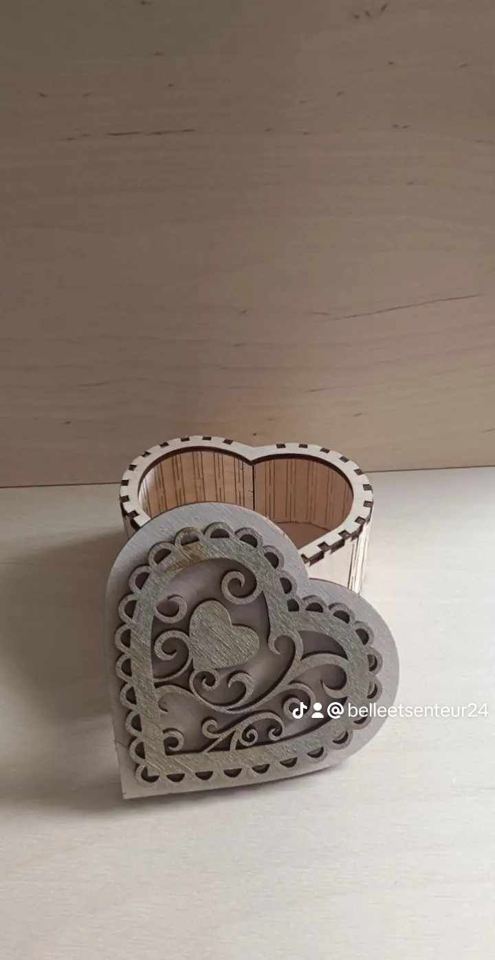 Boite en forme de coeur