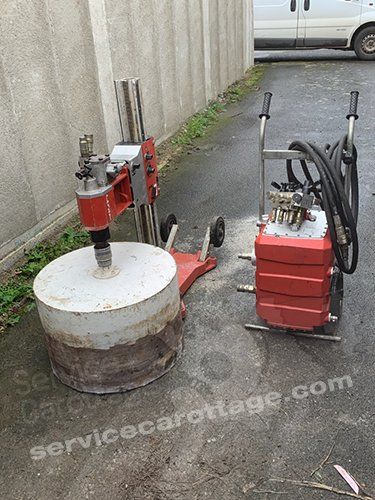 Découvrez notre carotteuse hydraulique