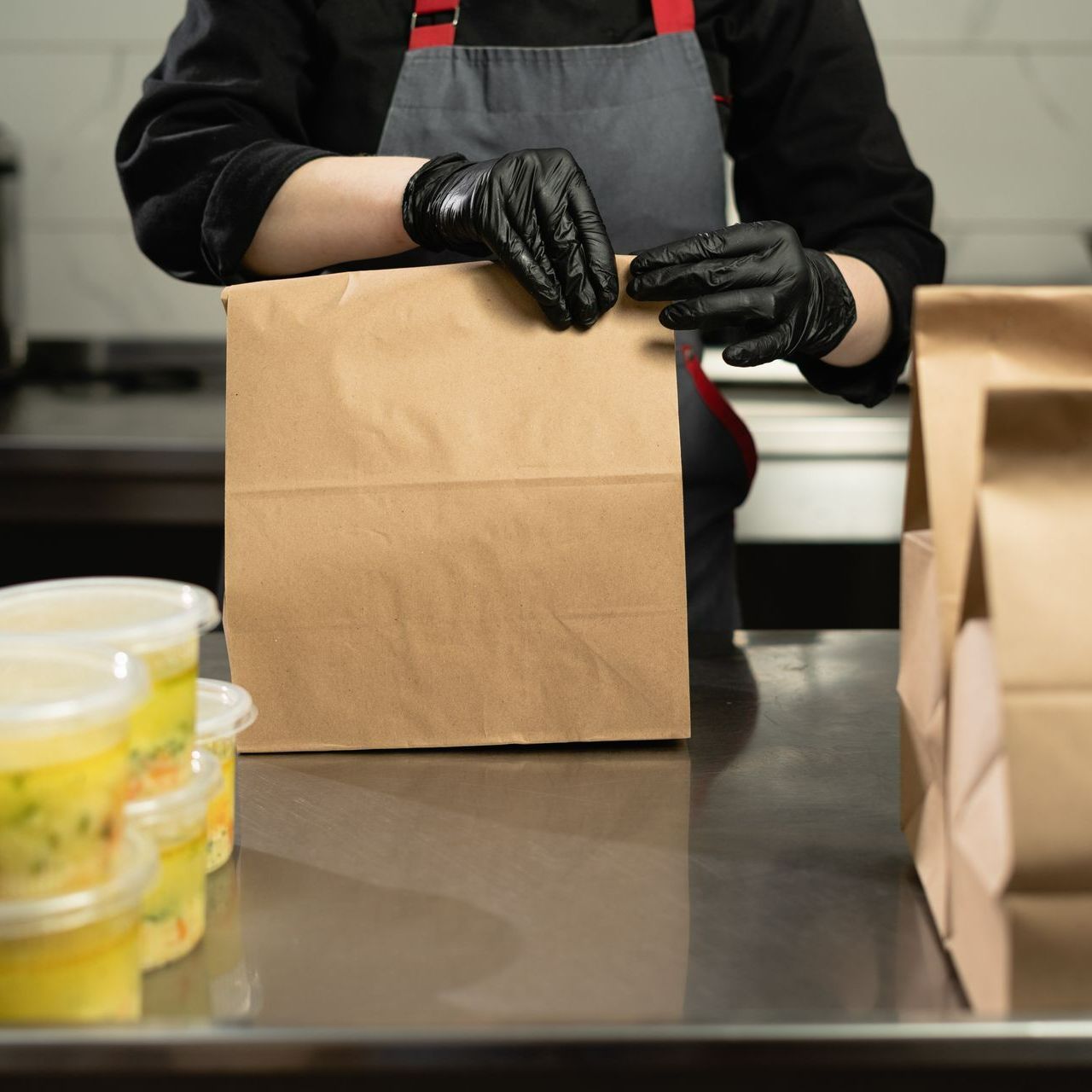 Préparation de plat à emporter