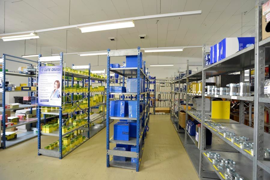 Hochwertige Autoteile bei der PR-Autoteile Ladengeschäft in Lüdenscheid