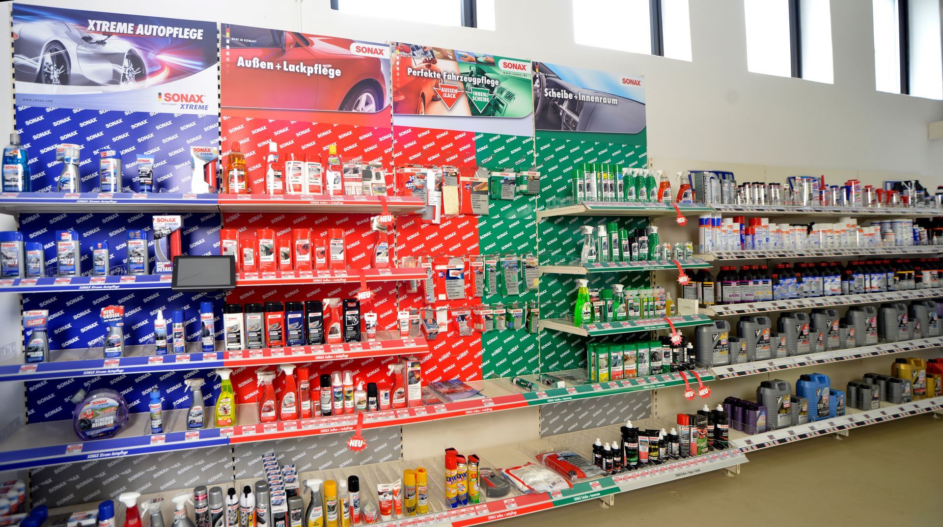 Autolack Sortiment bei der PR-Autoteile Ladengeschäft für Hochwertige Autoteile in Lüdenscheid