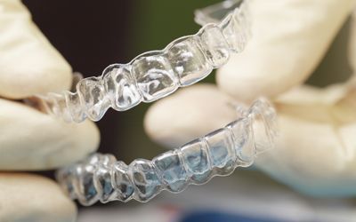 Docteur Tülin Okan - cabinet d'Orthodontie - bagues