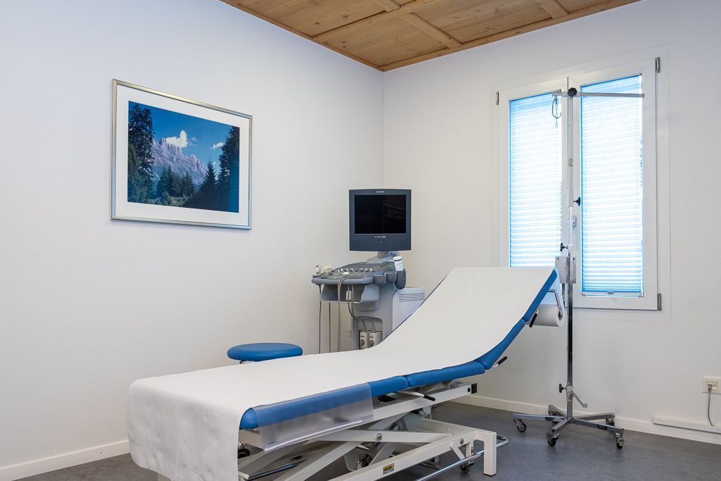 Ärztehaus am Dorfplatz AG