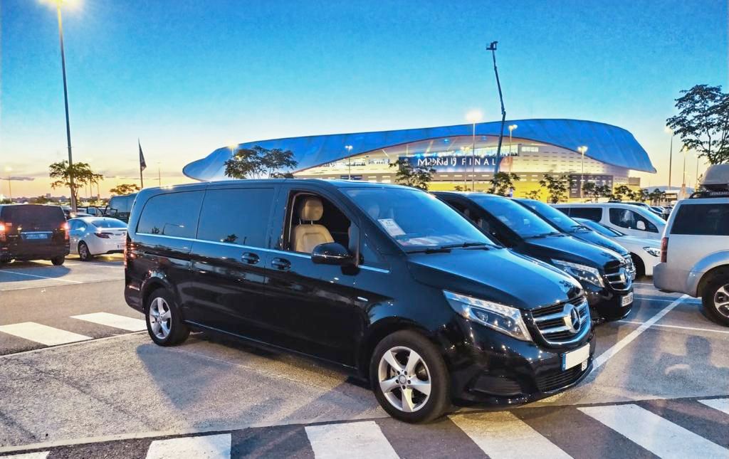 Servicio de chófer en Madrid con Mercedes-Benz Clase S