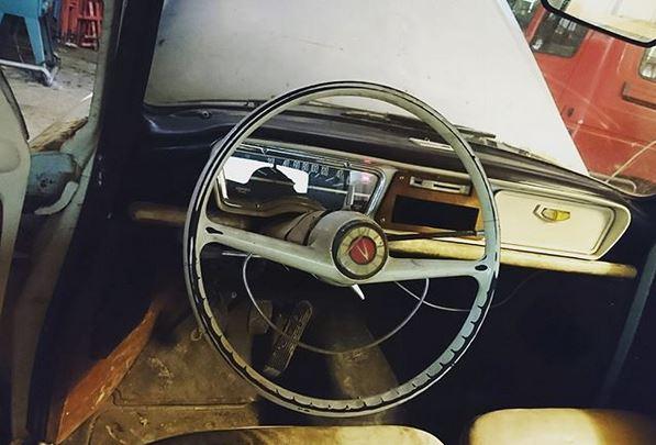 Volant et intérieur Simca Arronde 1960