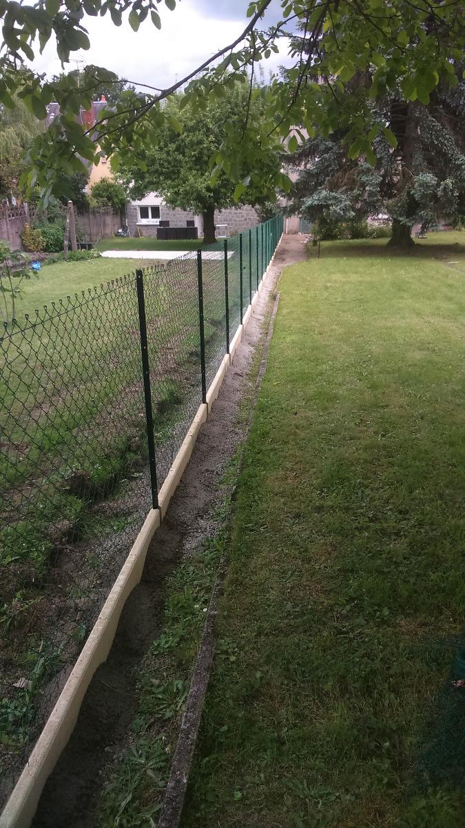 Pose de clôtures à à Saint-Vaury