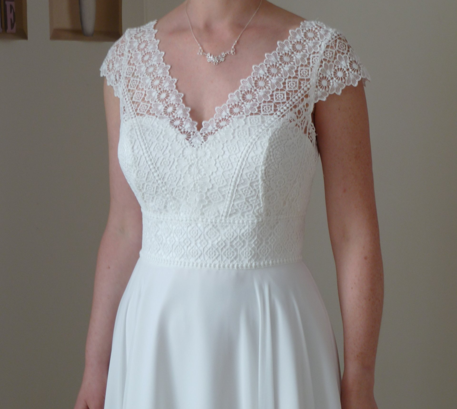 Robe de mariée dentelle bohème  Conches-en-Ouche