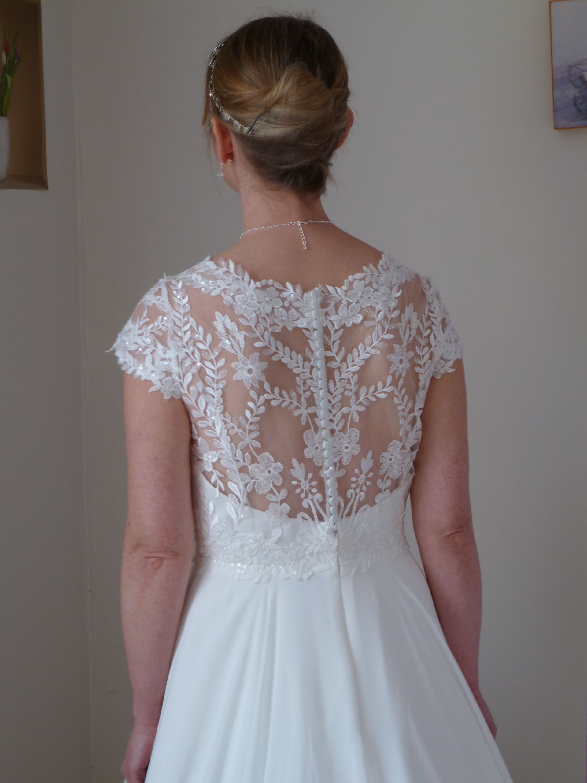 robe de mariée romantique dos illusion Conches-en-Ouche en Normandie