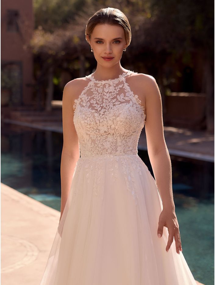 robe de mariée Floria  col américain en tulle et dentelle 