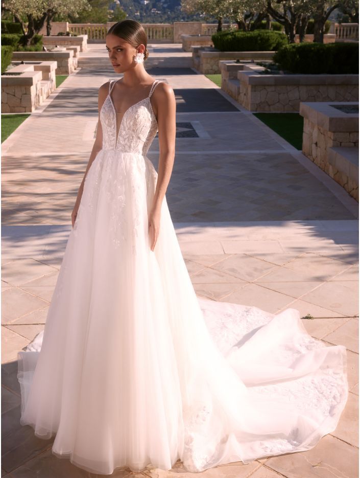 Robe de mariée Antiopa de Bianco Evento en dentelle et tulle