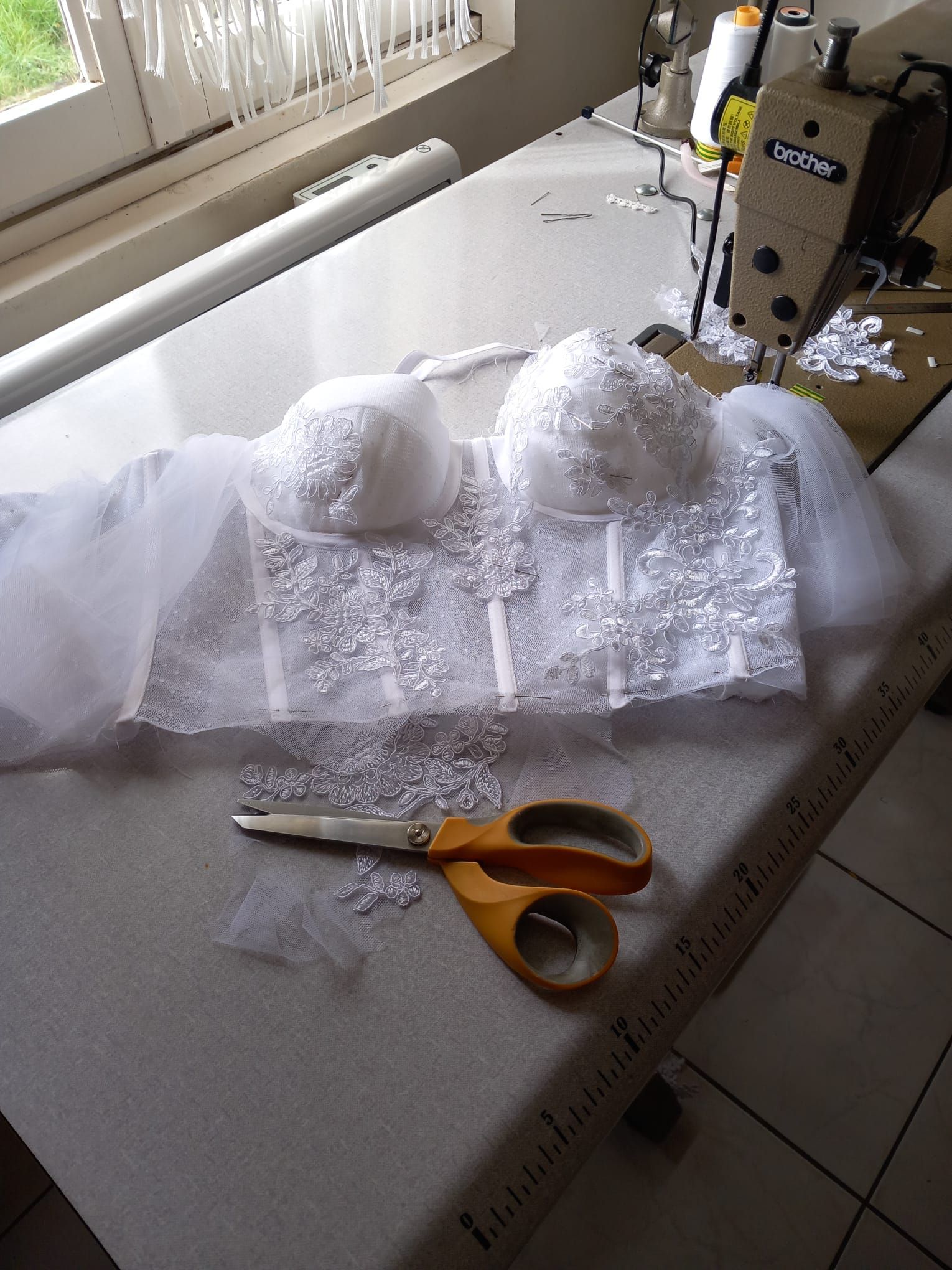 votre création de robe de mariée sur mesure en Normandie
