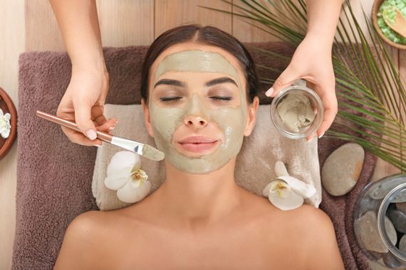 Vers la page Épilation et soin du visage.