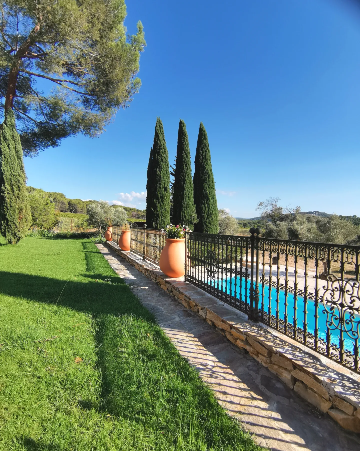 Piscine et jardin à Aix-en-Provence 