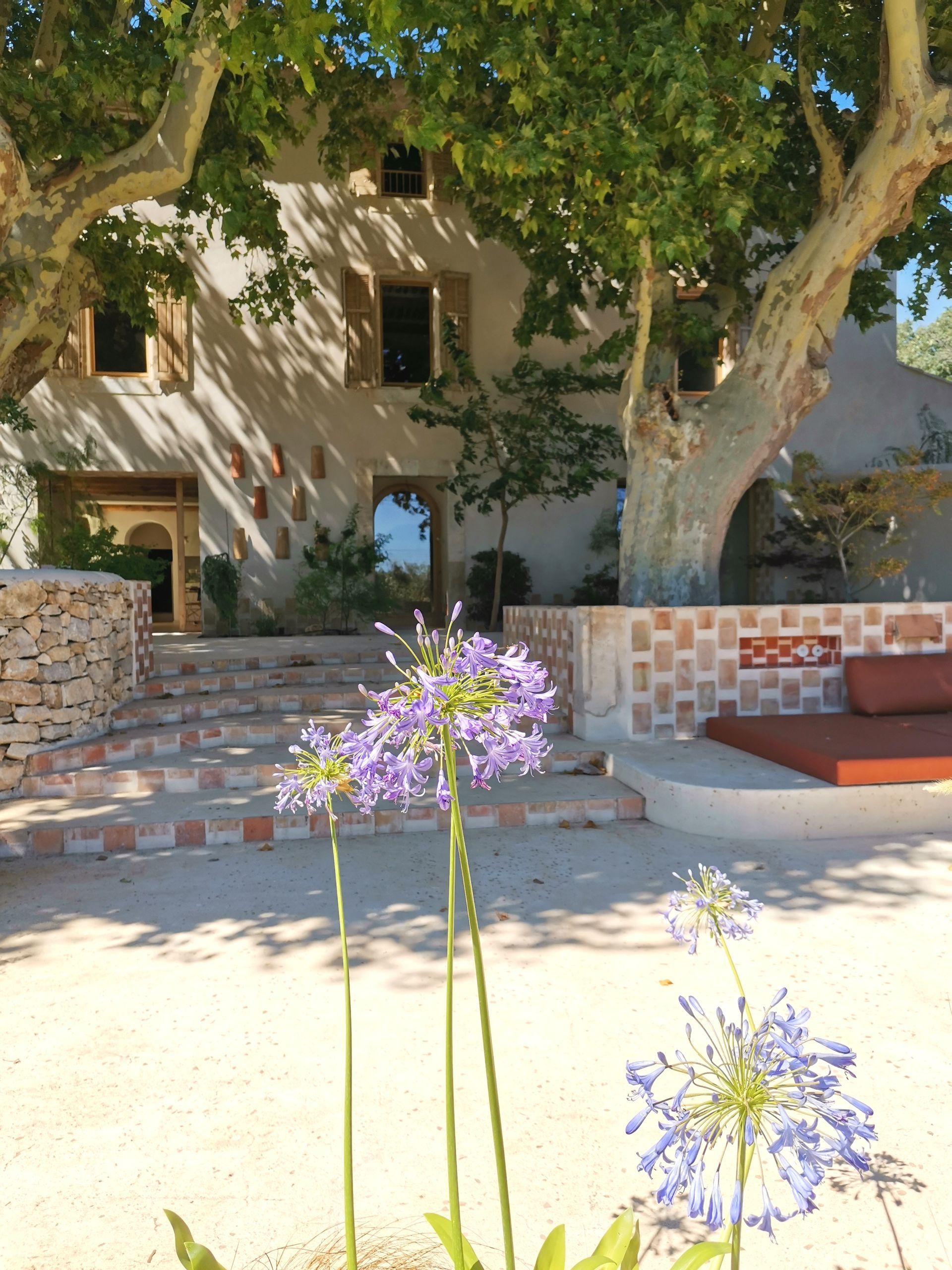 Terrasse en pierre à Aix-en-Provence 