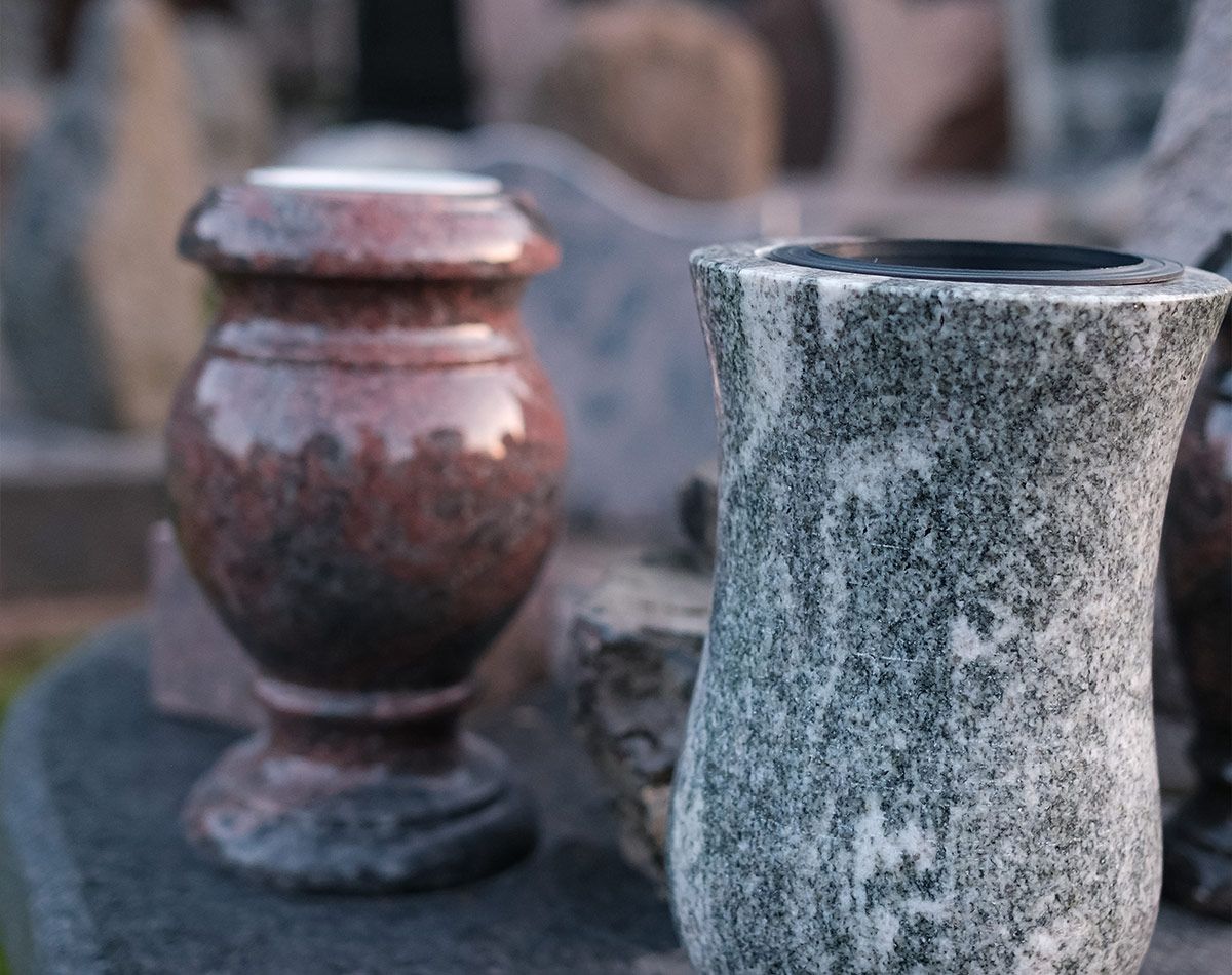 Vases funéraires