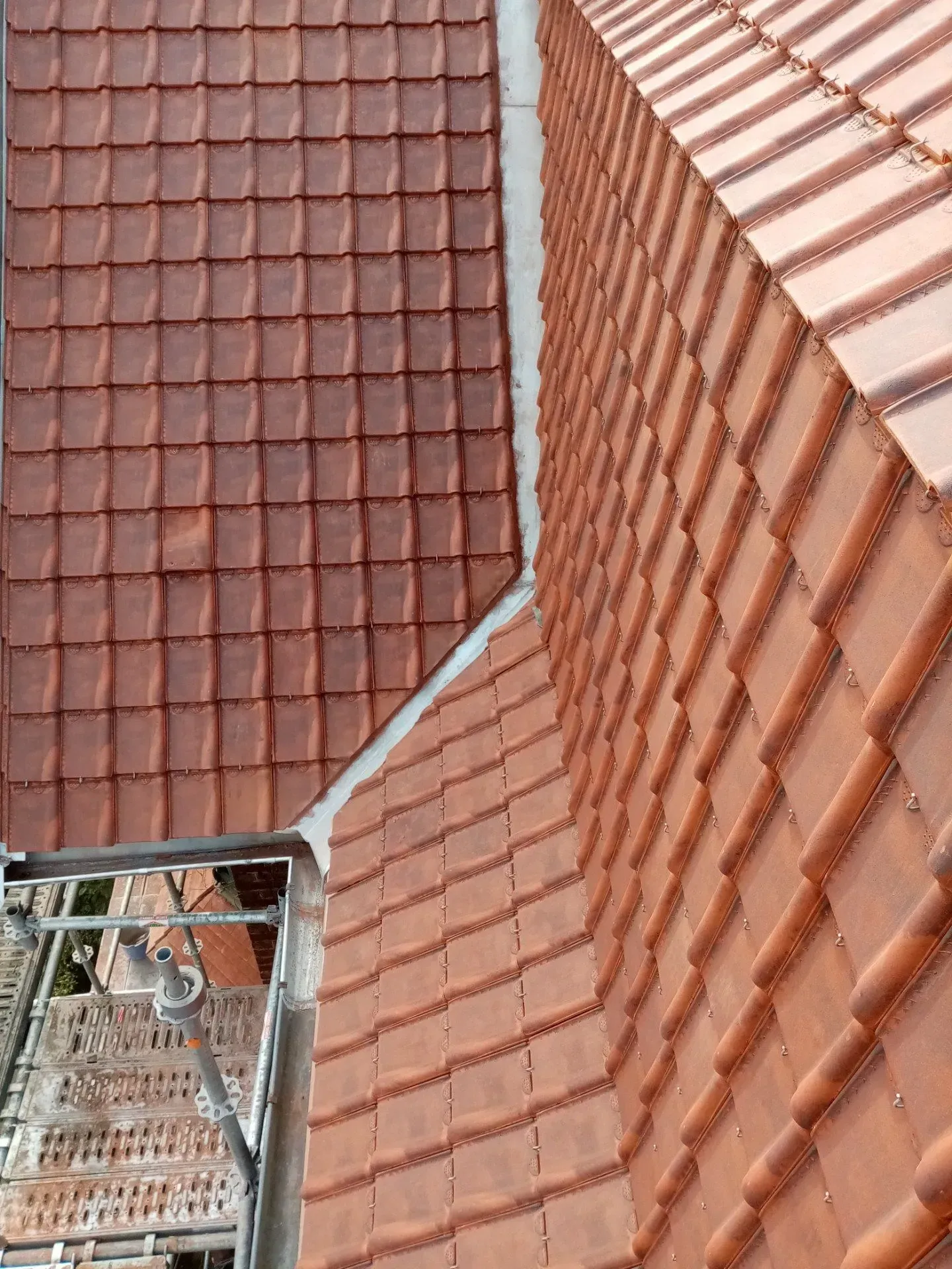 Toiture avec échafaudage