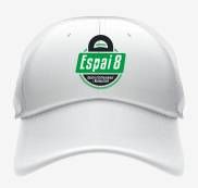 Un bolígrafo con tapa verde y cuerpo blanco sobre fondo blanco.