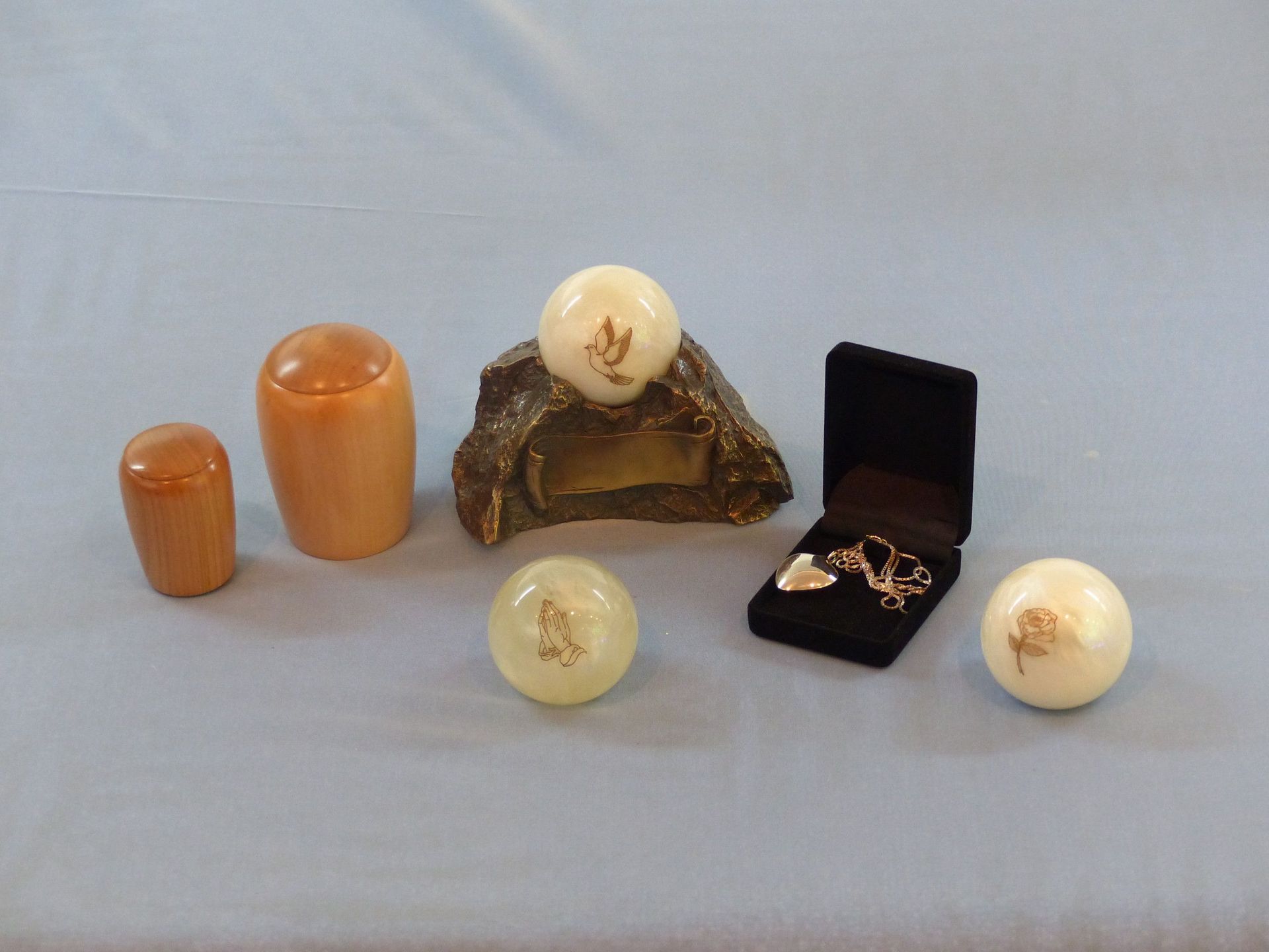 Erinnerungsurnen - ABAS Bestattungen